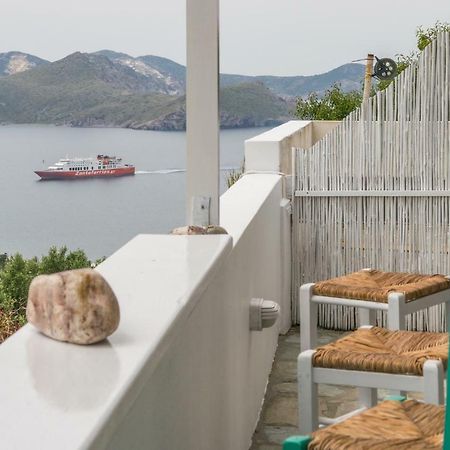 Zanart Maisonette Трипити Екстериор снимка