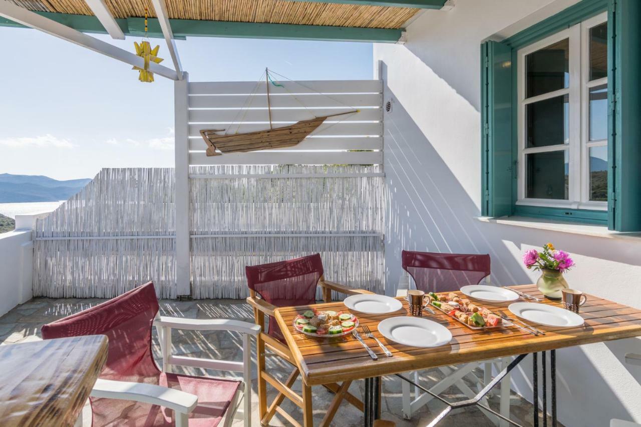 Zanart Maisonette Трипити Екстериор снимка