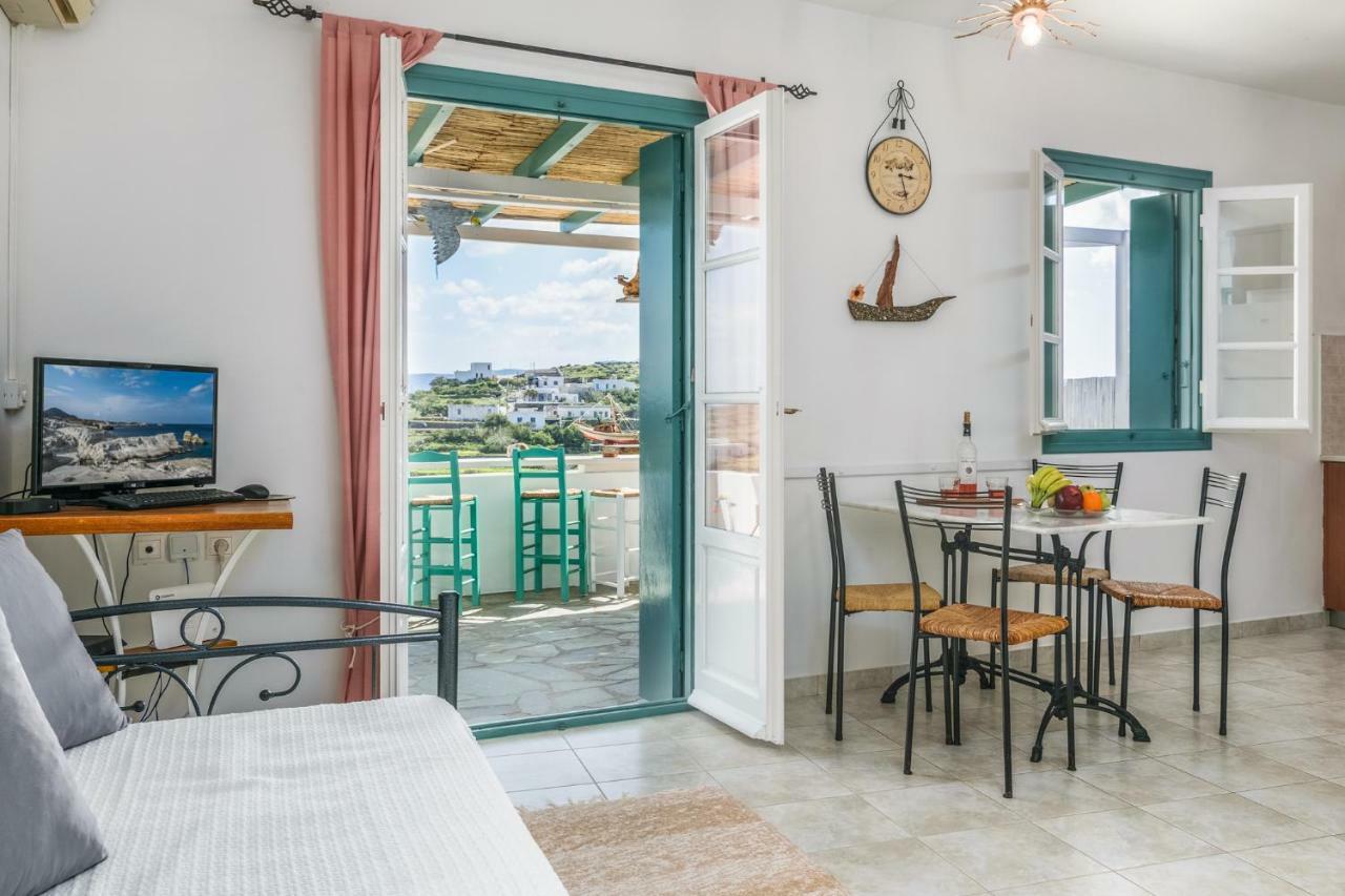 Zanart Maisonette Трипити Екстериор снимка